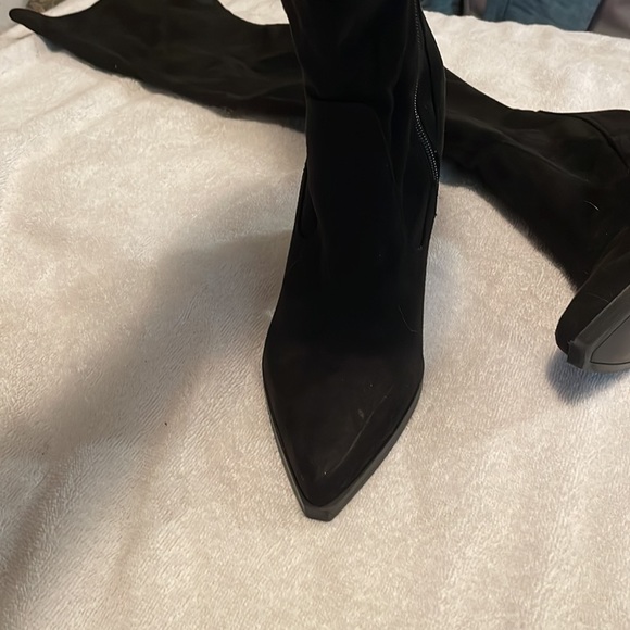 Knee high high heel boots - Picture 2 of 2